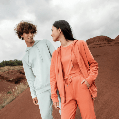 Vêtements du quotidien confortables et durables – mode casual disponible chez Habits et Métiers à Liège